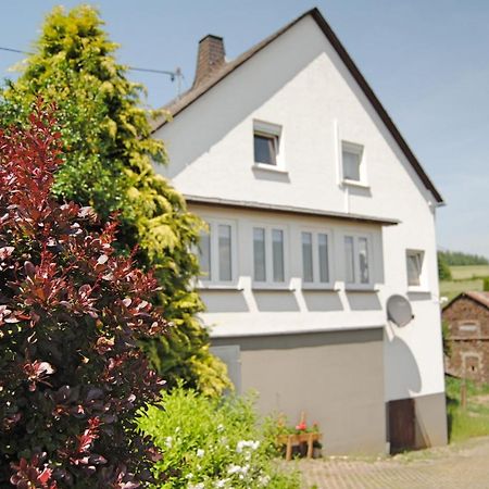 Stilvolles Eifelhaus Am Nuerburgring Mit Eigenem Garten Boos Kültér fotó